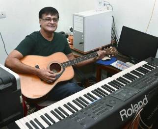 12FRCHANDRASEKARAN1_MUSICIAN